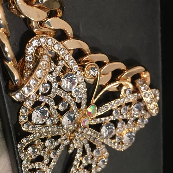 Butterfly Necklace Heavy Rope Chain = Goldtone NEW  Dr 6 In  Black Box - Picture 3 of 12